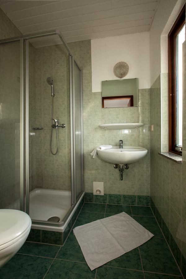 Pension ,,Vier Tore" Neubrandenburg Exterior photo